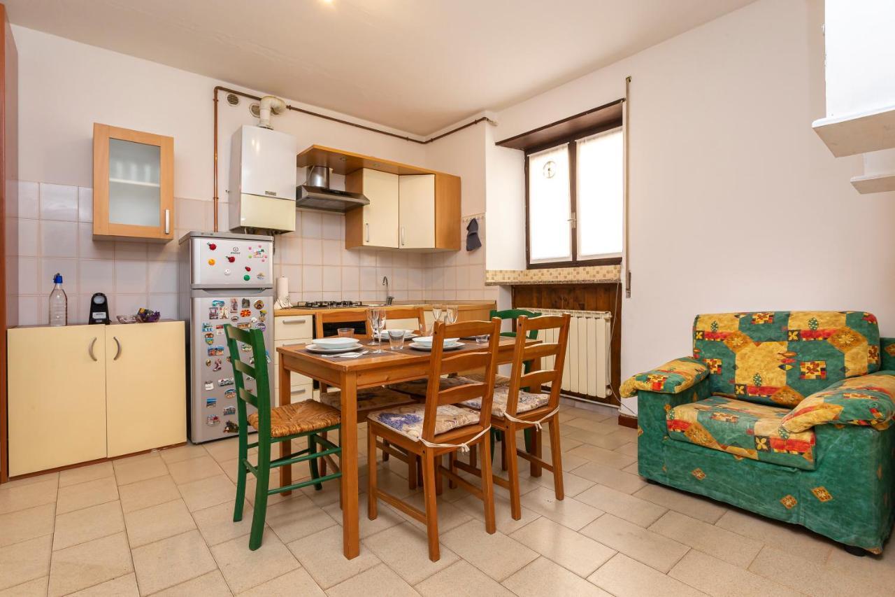 Casa Nicole Self Check-In Villa Albizzate Eksteriør bilde